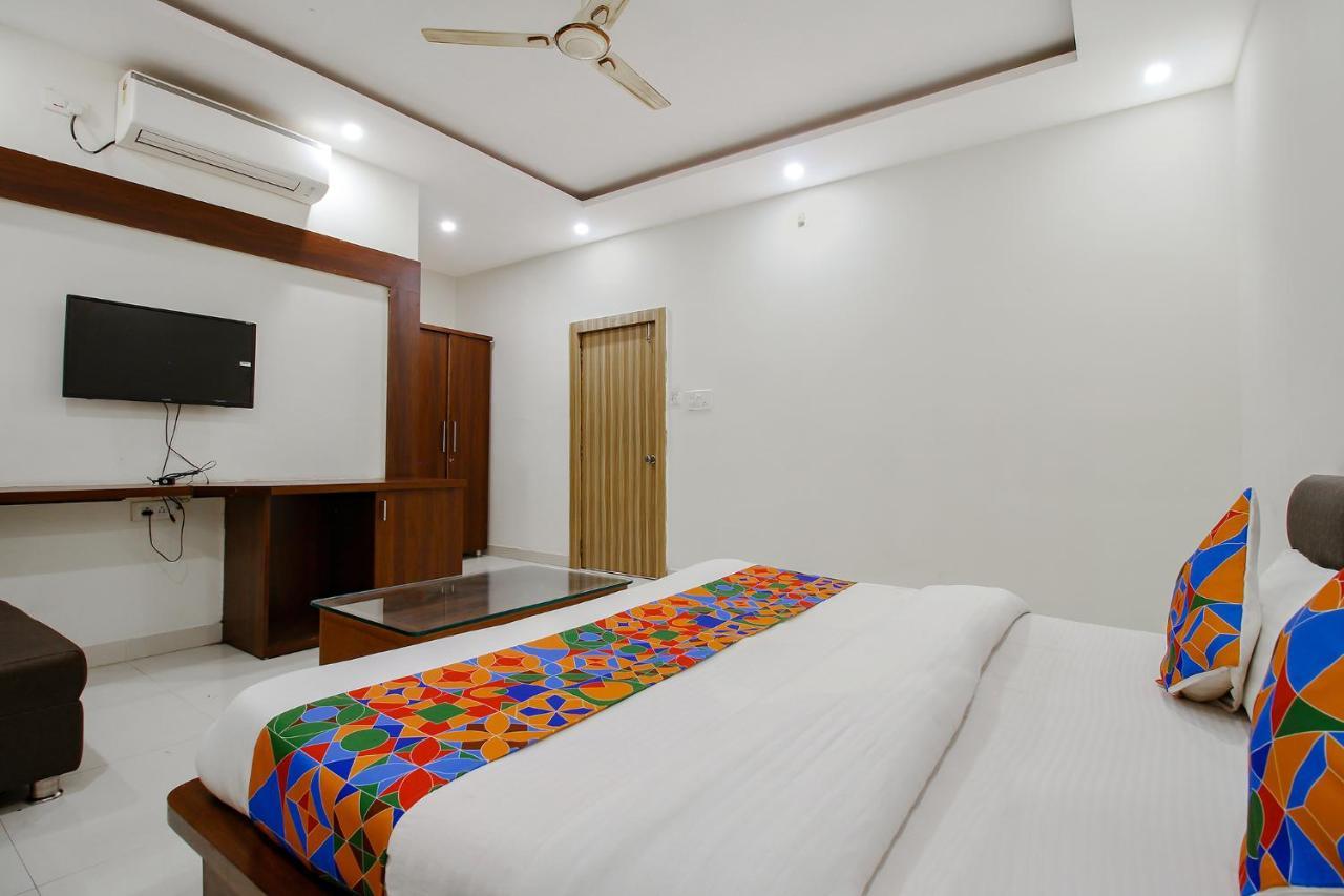 Fabexpress Yuvan Gouharganj Exterior foto